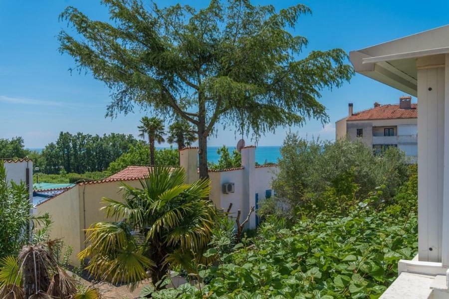 Holiday Home M&M Novigrad Istria Kültér fotó