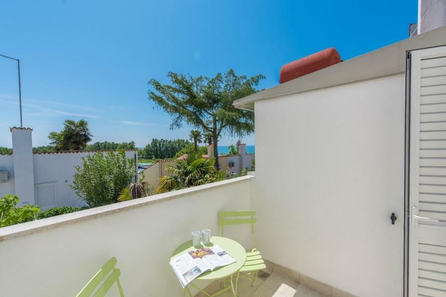 Holiday Home M&M Novigrad Istria Kültér fotó